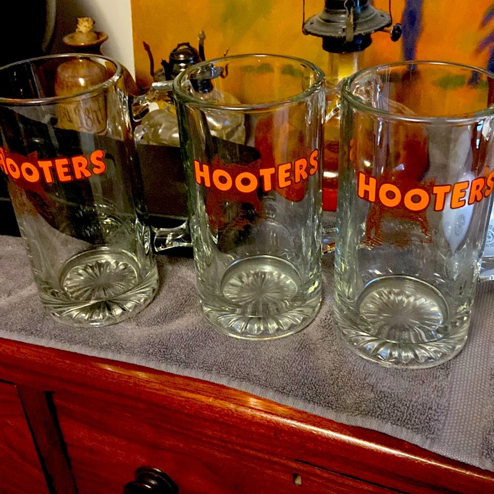 Vintage 80’s Hooters Beer Mugs